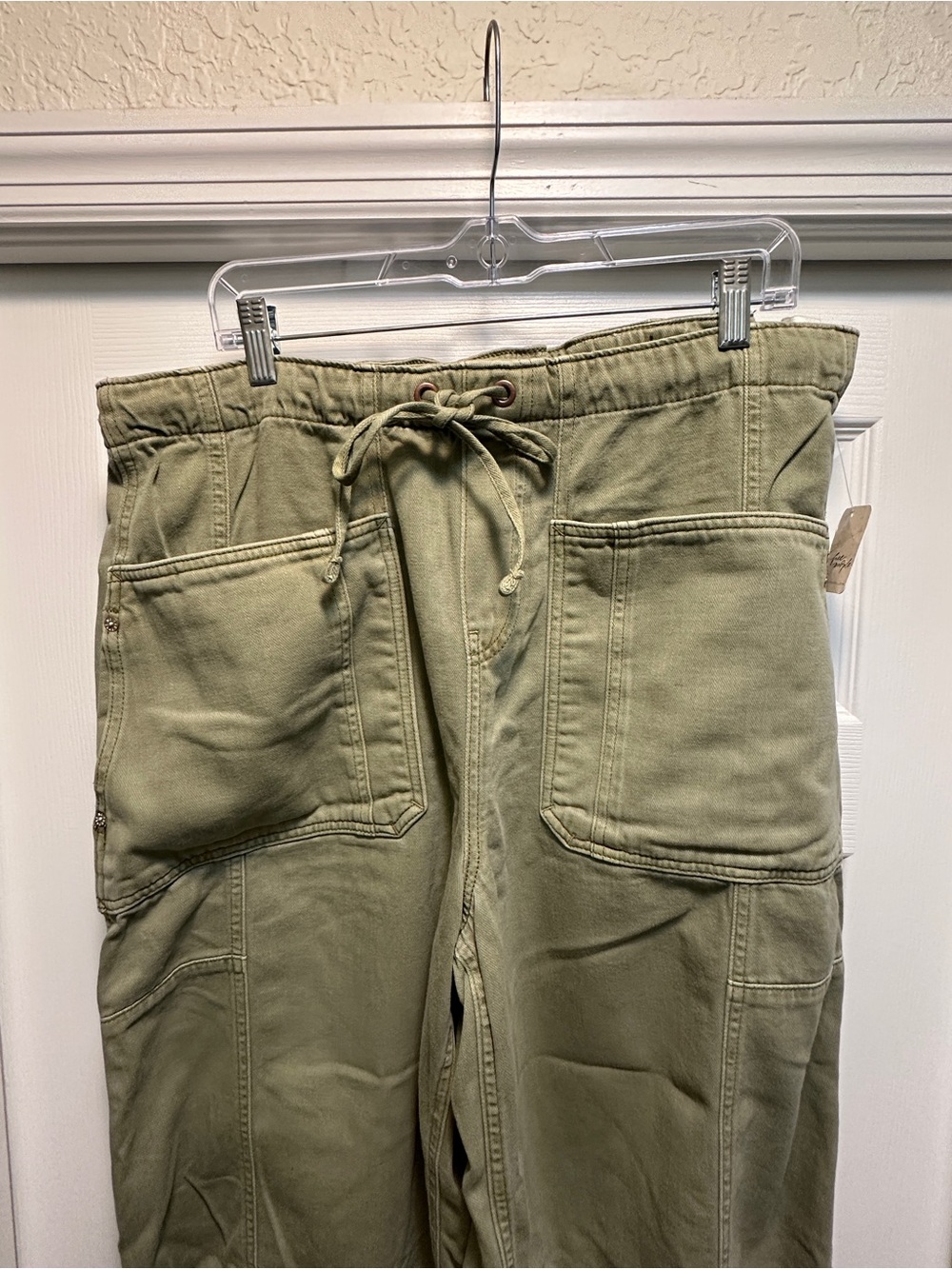 NWT Free People We The Free Silverton Pull-On Barrel Jeans size large - Picture 4 of 11
